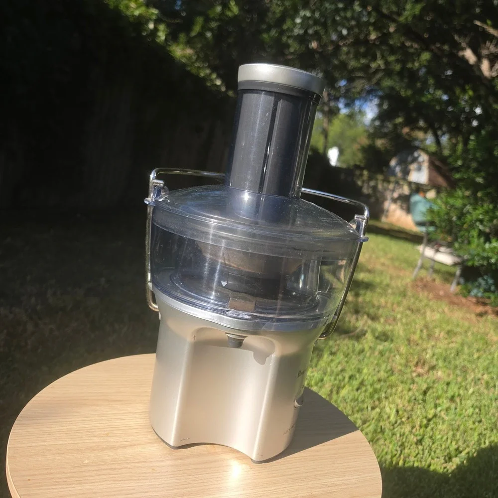 Breville Juice Fountain Compact BJE200XL Silver Centrifugal Juicer 700W 3